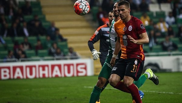 Galatasaray'dan Lukas Podolski açıklaması