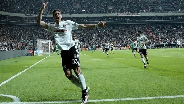 Mario Gomez yeniden doğdu! 3 sezona bedel