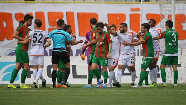 Karşıyaka - Adanaspor maçı özeti ve golleri