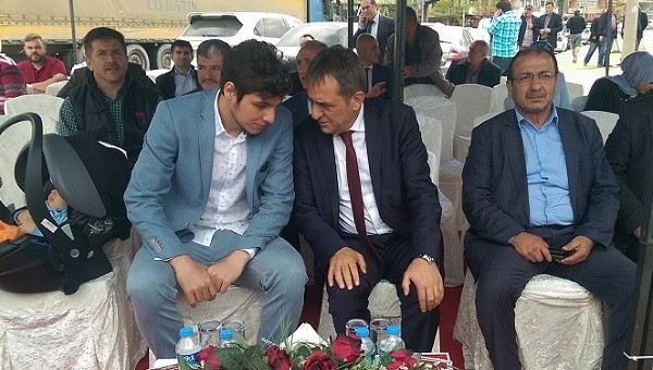 Salih Dursun caddesi resmen açıldı