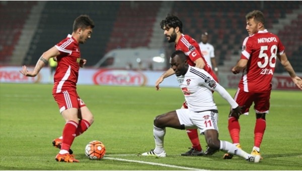 Sivasspor'dan hayati galibiyet