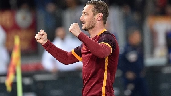 Totti, İtalya'da gündem oldu