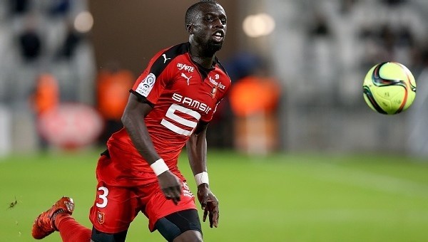 Trabzonspor'dan savunmaya sürpriz transfer