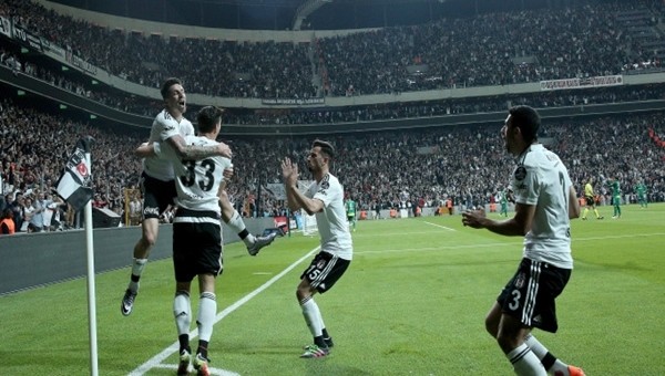 Vodafone Arena ilk maçta kasayı doldurdu