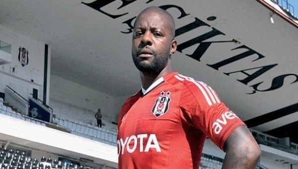 Vodafone Arena'da Pascal Nouma'ya destek