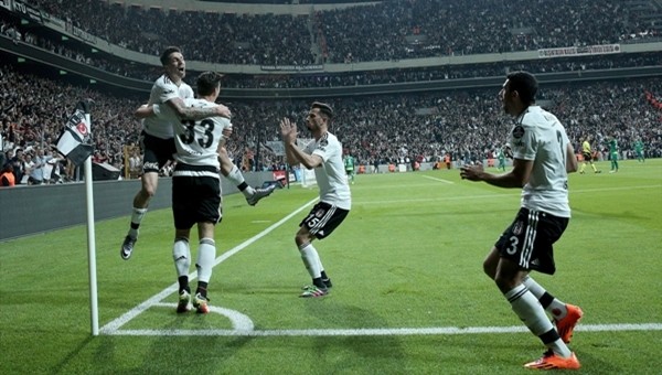 Vodafone Arena'daki ilk golün ardından Süleyman Seba sürprizi - Beşiktaş Haberleri