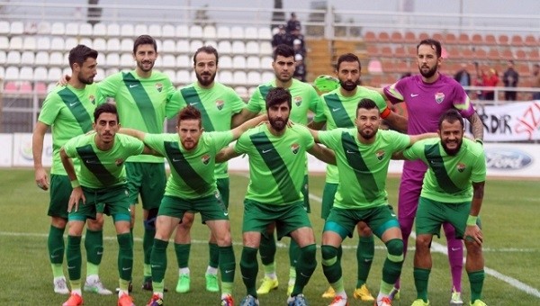 PTT 1. Lig'e yükselemeyen Kocaeli Birlikspor'da 19 futbolcuya para cezası