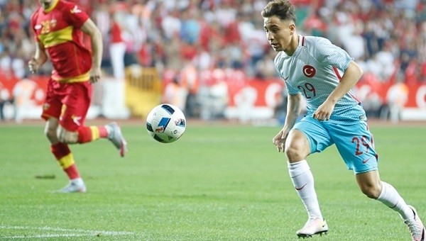 Annesi açıkladı! 'Emre Mor Galatasaraylıydı'