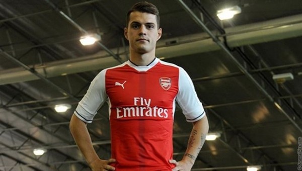 Granit Xhaka, Arsenal'a transfer oldu - Premier Lig Haberleri