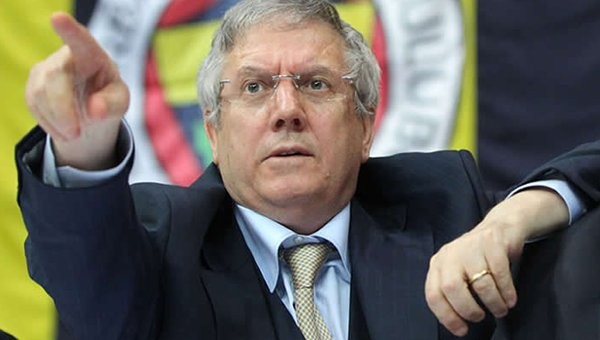 Fenerbahçe taraftarından Aziz Yıldırım'a küfür (İZLE)