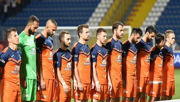 Medipol Başakşehir'den Fenerbahçe'ye Avrupa mesajı - Süper Lig Haberleri