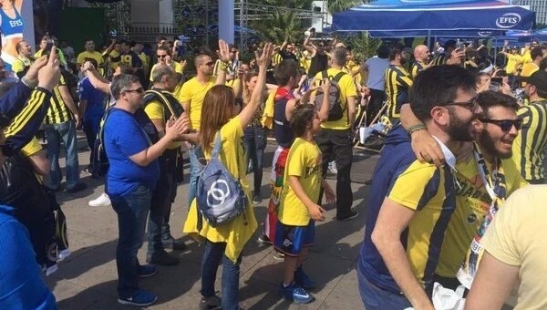 Berlin'de Fenerbahçe coşkusu