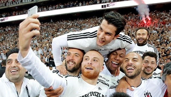 Beşiktaş'tan Şampiyonlar Ligi'ne gönderme - Süper Lig Haberleri