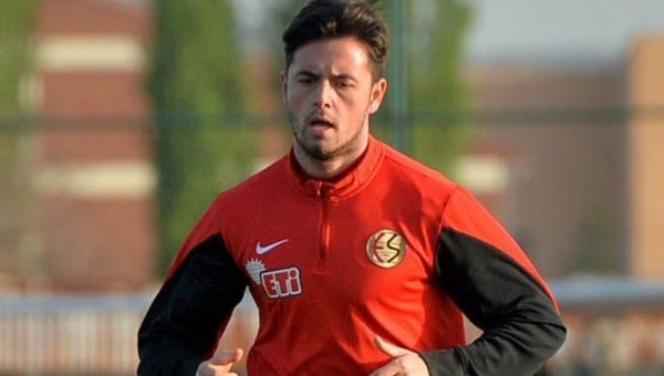 Engin Bekdemir takımdan ayrıldı - Eskişehirspor Haberleri