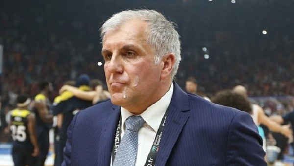 Fenerbahçe Haberleri: Obradovic ve Galatasaray Odeabank maçında çıkan olaylar hakkında açıklama