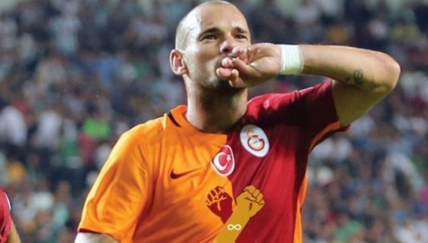Fenerbahçe maçı öncesi Sneijder gelişmesi