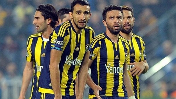 Fenerbahçe'ye iki futbolcudan büyük müjde