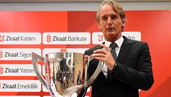  Jan Olde Riekerink ile yola devam mı?