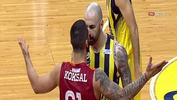 Göksenin Köksal ile Antic arasında gerilim - Basketbol Haberleri