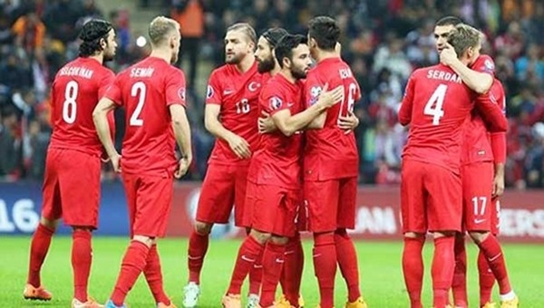 İngiltere - Türkiye maçı tarihe geçiyor