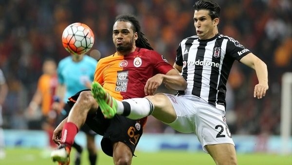 Denayer, Manchester City'de kalacak mı?