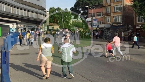 Kadıköy'de şaşırtan görüntü! Maç öncesi...