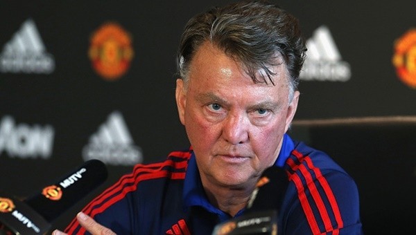 Manchester United, Louis van Gaal'i kovarsa ne kadar tazminat ödeyecek? - Premier Lig Haberleri