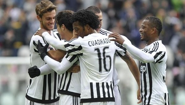 Juventus - Carpi maç özeti ve golleri