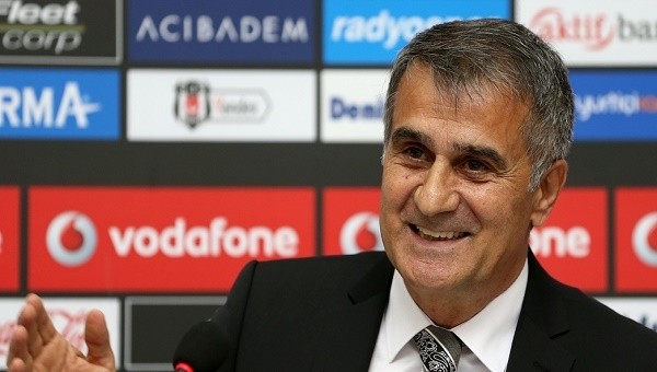 Şenol Güneş fotoğraf çekimlerine damga vurdu - Beşiktaş Haberleri