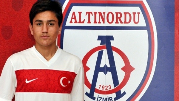 Başakşehir, Cengiz Ünder'i transfer etti - Süper Lig Haberleri