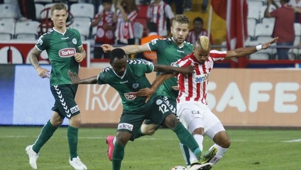 Torku Konyaspor'da moraller yerinde