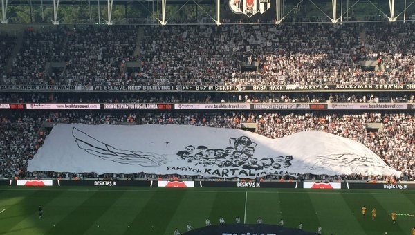 Vodafone Arena'da şampiyonluk pankartı - Beşiktaş Haberleri