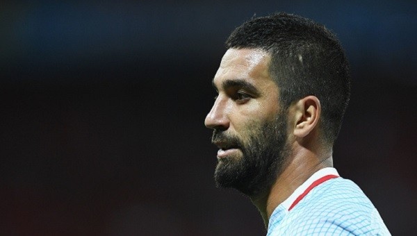 Arda Turan Milli takımı bırakıyor mu?