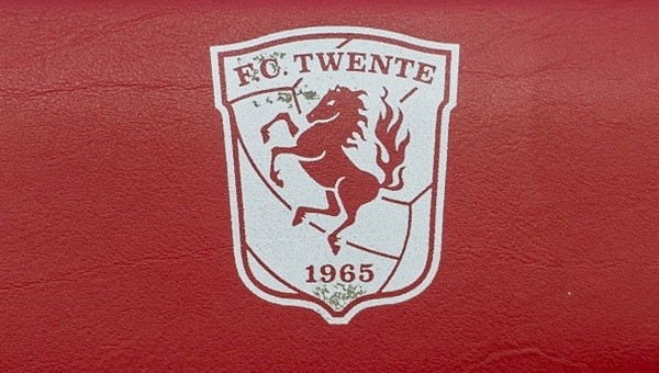  Twente ligde kaldı!