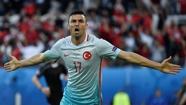 Burak Yılmaz'dan duygusal mesaj! 