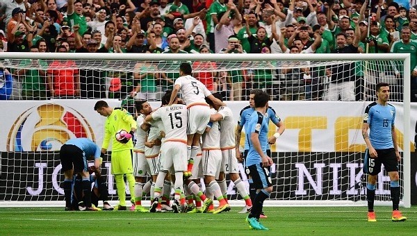 Copa America Haberleri: Meksika, Uruguay'ı dağıttı (Meksika Uruguay 3-1  maç özeti)