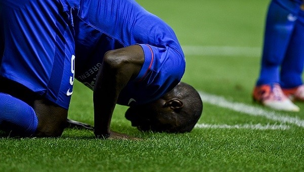 Demba Ba yine Çin'i salladı! Hat trick - İZLE