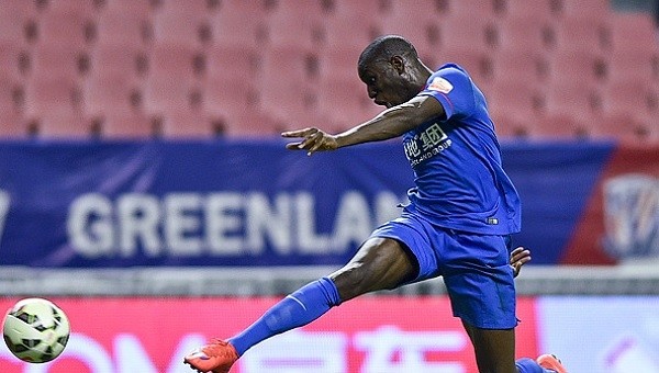 Demba Ba'nın Shanghai Shenhua'da Çin'i sallayan golü - İZLE