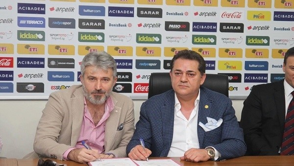 Eskişehirspor Haberleri: Cumhurbaşkanı Tayyip Erdoğan'ın yeğeni İzzet Erdoğan sportif direktör oldu