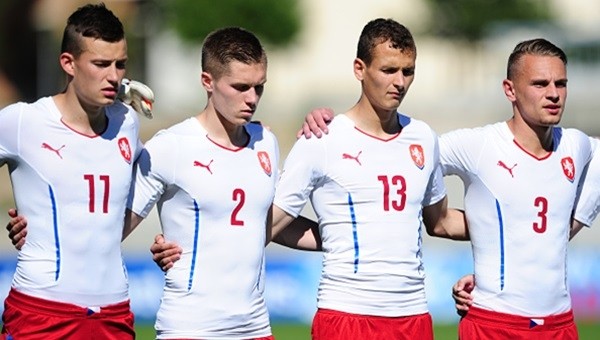 EURO 2016 Haberleri: Çekler sahasında Güney Kore'ye yenildi