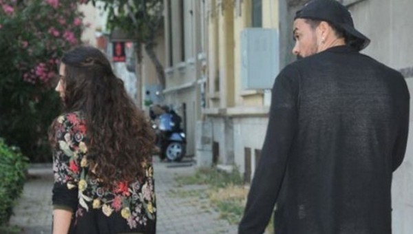Futbol Magazin Haberleri: Servet Çetin sevgilisiyle yakalandı