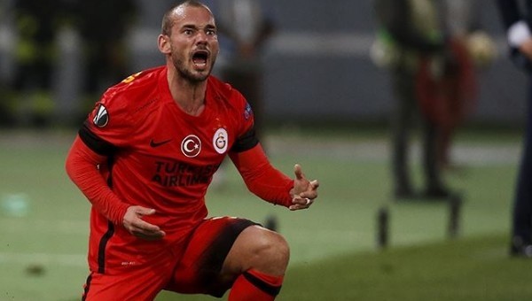  Wesley Sneijder ayrılacak mı?