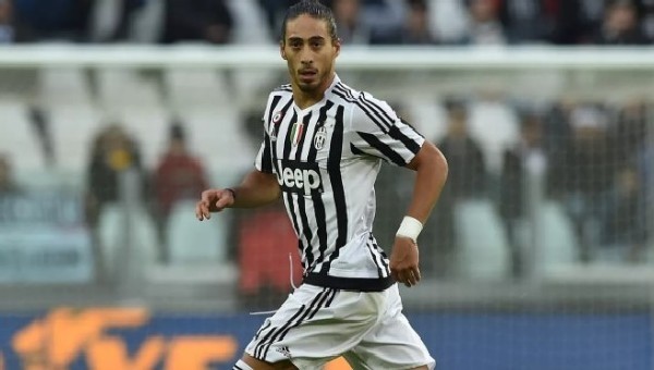 Galatasaray Transfer Haberleri: Martin Caceres için dev rakip