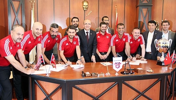 Gaziantepspor Haberleri Avrupa şampiyonu bilardo şubesi kapatıldı