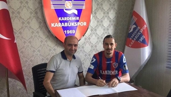 Karabükspor Haberleri: Ahmet Şahin ile sözleşme imzalandı