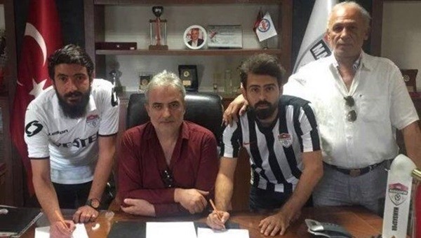 Hakan Turan ve Ümit Yasin Arslan Manisaspor ile sözleşme yeniledi