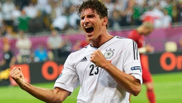 Mario Gomez, Kuzey İrlanda maçında oynayacak mı?