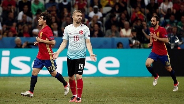 Milli Takım Haberleri: Caner Erkin'den Arda Turan açıklaması