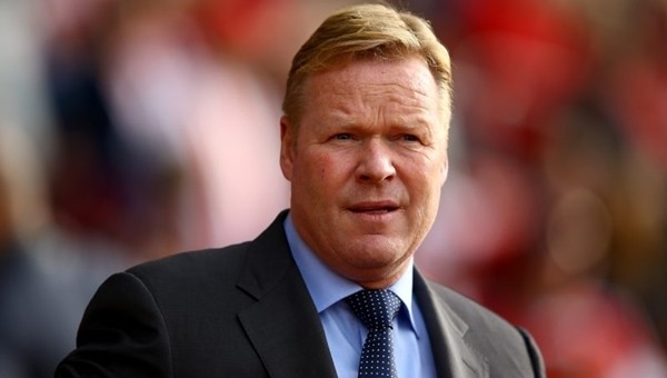  Everton, Ronald Koeman ile imzaladı