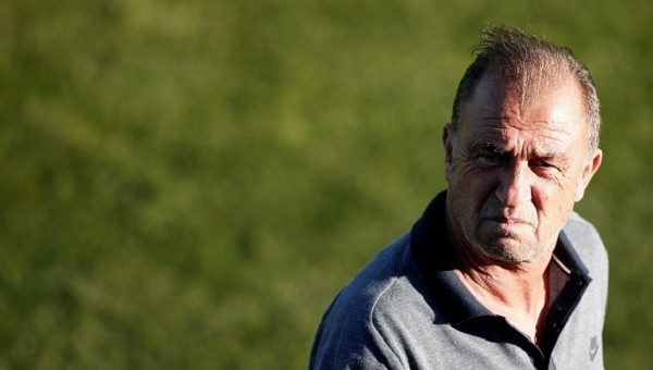 Terim'den antrenmanda Ã¾aÃ¾Ã½rtan hareket